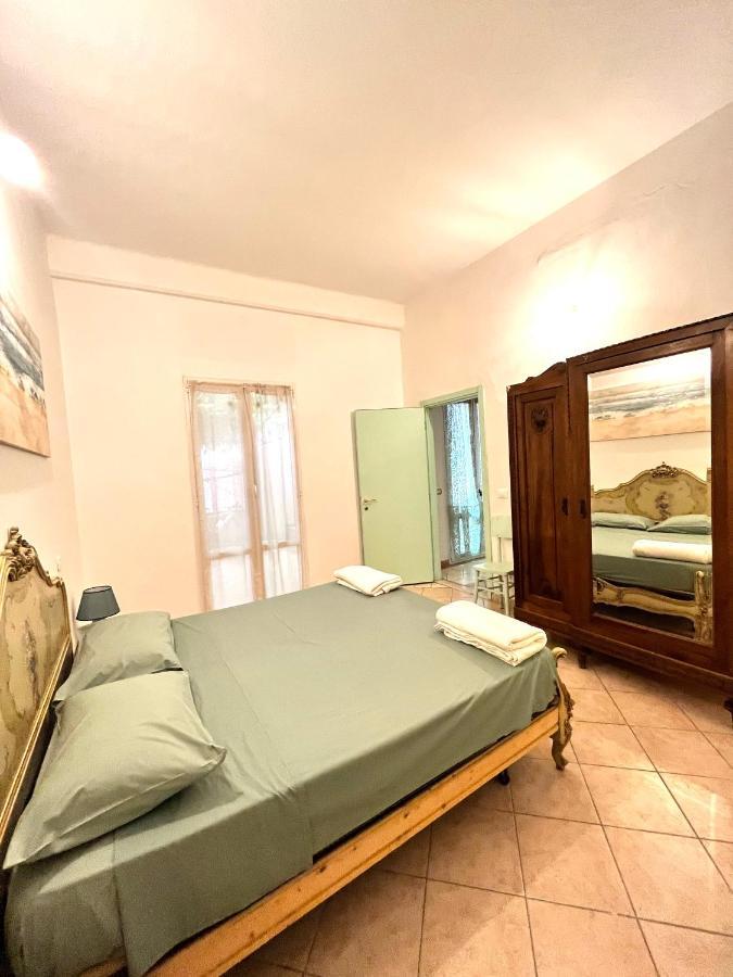 Casa Rosa Apartment Finale Ligure Bagian luar foto