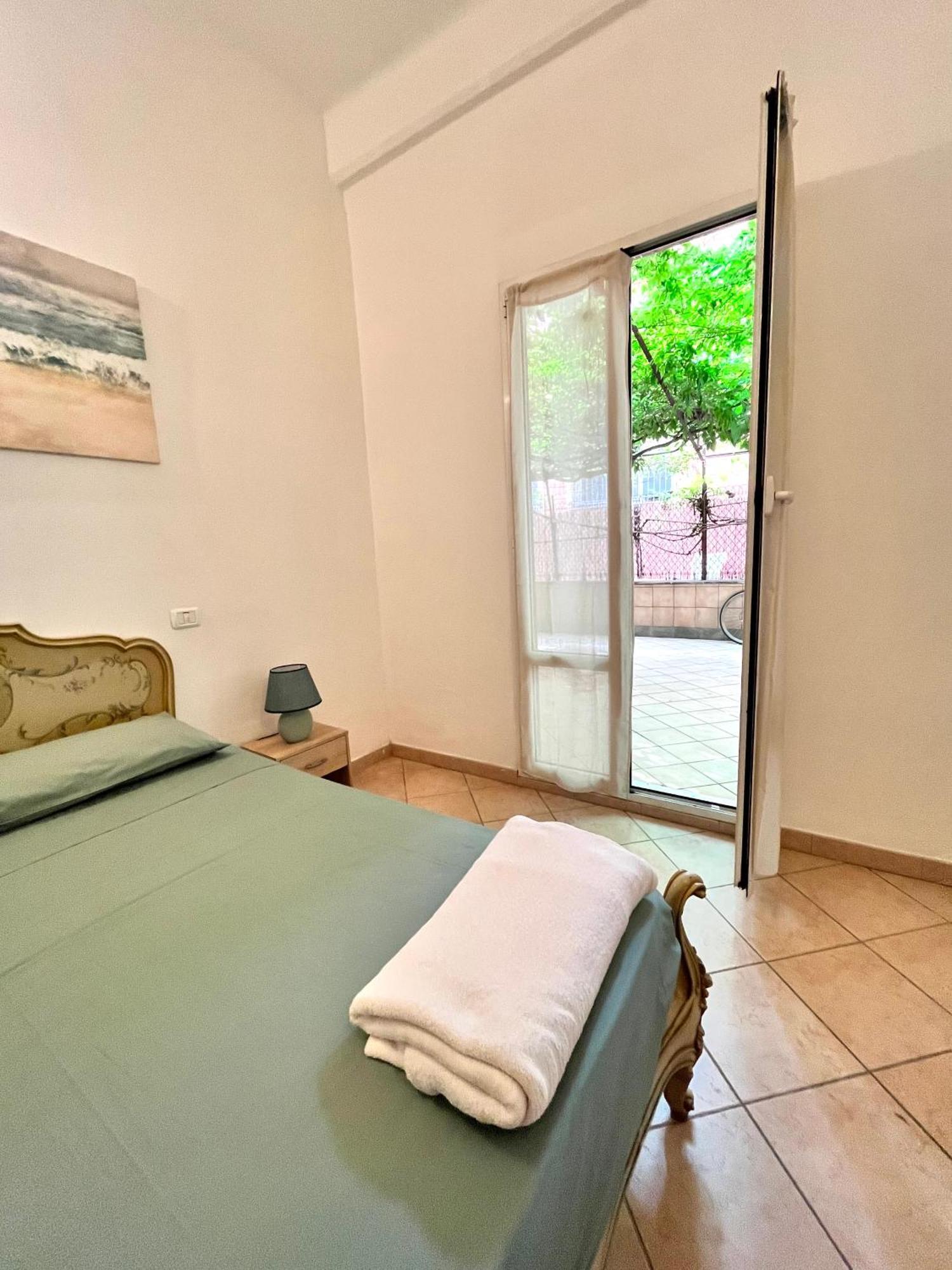 Casa Rosa Apartment Finale Ligure Bagian luar foto